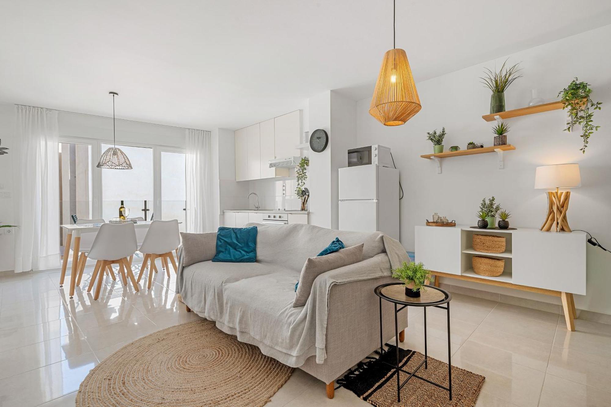 Casa Amorosa Apartment With Pool - Close To Beach, City Centre And Bus Station Torrevieja Exterior photo