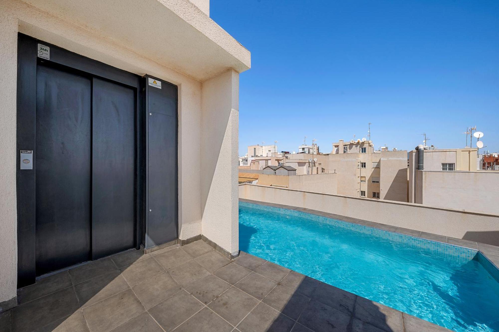 Casa Amorosa Apartment With Pool - Close To Beach, City Centre And Bus Station Torrevieja Exterior photo