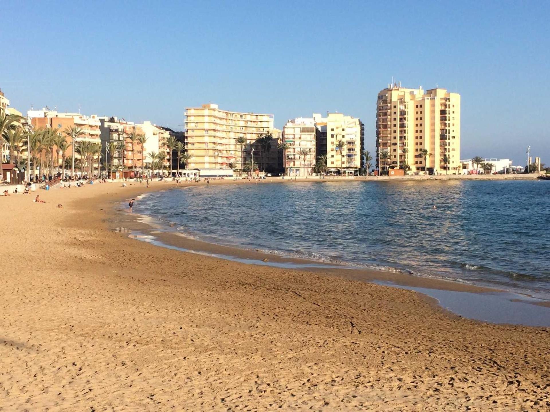 Casa Amorosa Apartment With Pool - Close To Beach, City Centre And Bus Station Torrevieja Exterior photo